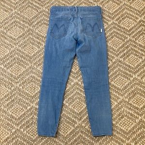 Mother Denim Looker crop jean size 26
